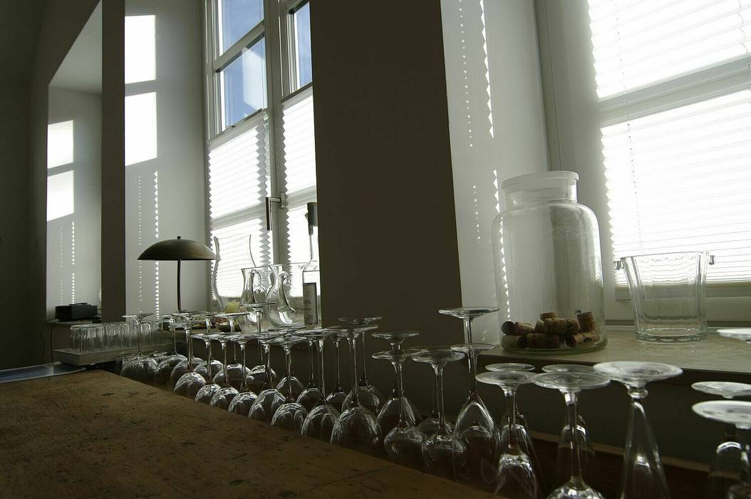 Dekoration In Der Ursprunglichen Badehalle Rustikale Wohnzimmer Von Schuller Innenarchitektur Rustikal Glas Homify