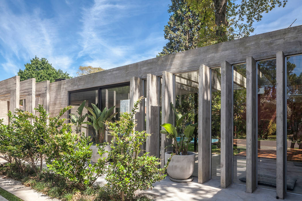 Casa Aranzazu, Besonías Almeida arquitectos Besonías Almeida arquitectos Casas unifamiliares Hormigón