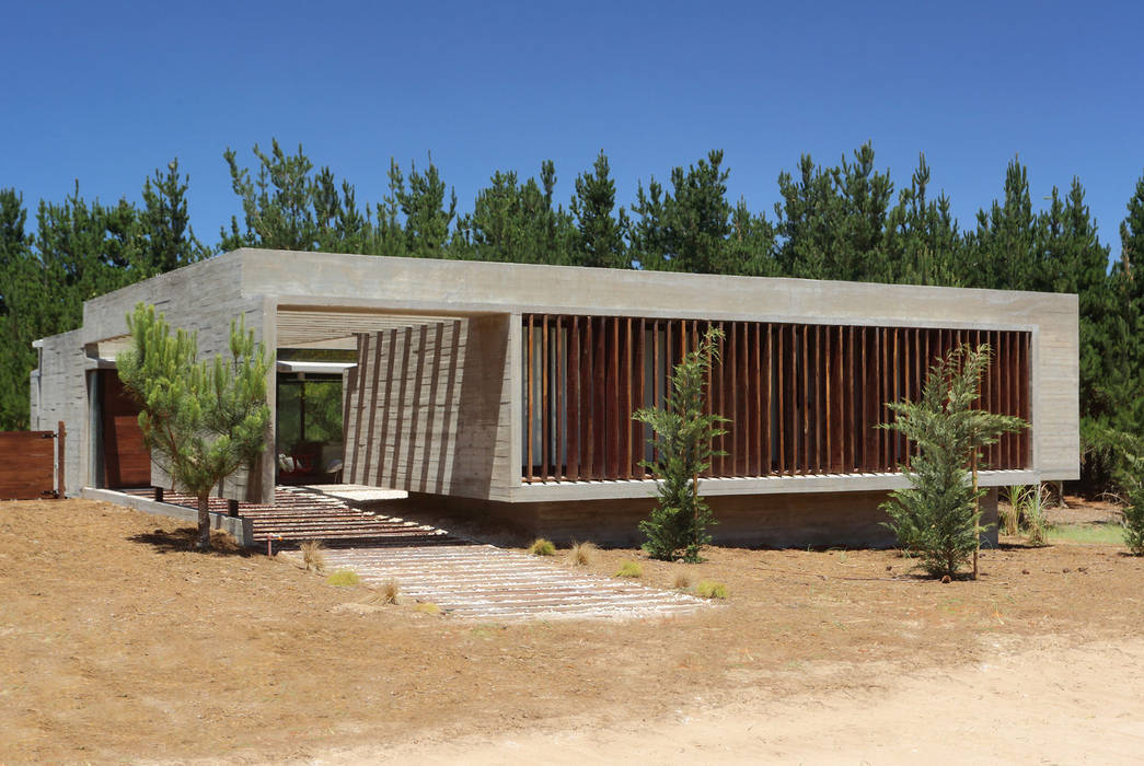 Casa S & S, Besonías Almeida arquitectos Besonías Almeida arquitectos منازل أسمنت