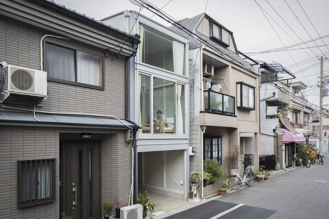 『』の家 YYAA 山本嘉寛建築設計事務所 狭小住宅 鉄/鋼 住宅,鉄骨,鉄骨造,狭小,スキップフロア,ガレージ,ガレージハウス,四角,シンプル,ミニマム,最小限