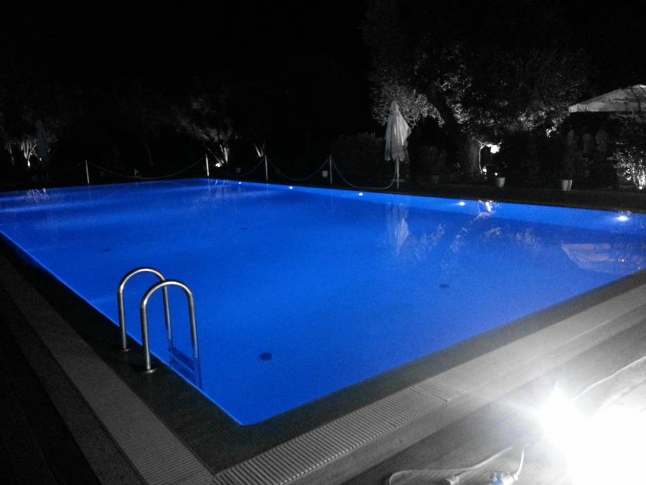 Sfaccettature di luce, Co.Ge.I. Costruzione e Gestione Impianti Co.Ge.I. Costruzione e Gestione Impianti Modern pool