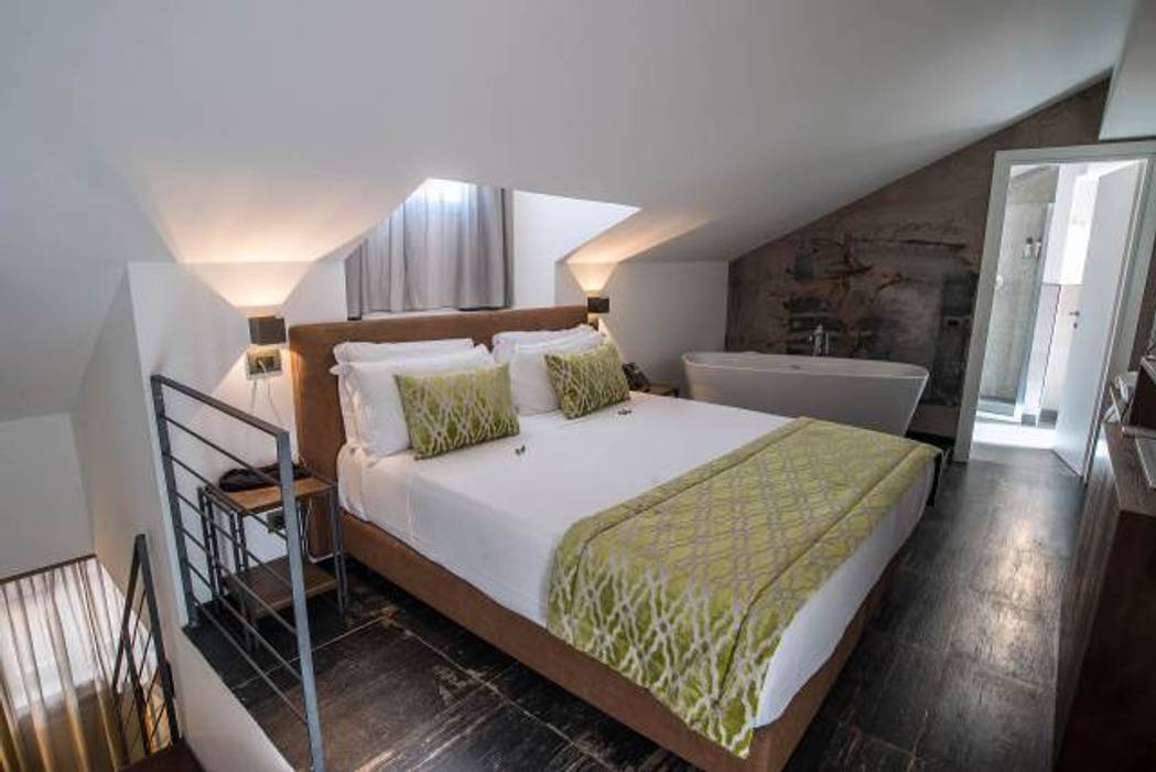 NAVONA ESSENCE HOTEL, Via dei Cappellari 24, Roma, MT2R MT2R Commercial spaces Hotels