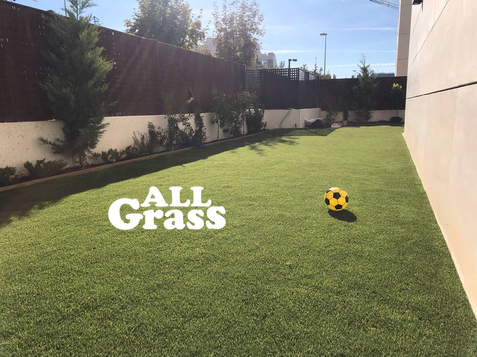 Césped artificial en Madrid Allgrass Solutions Jardines de estilo minimalista