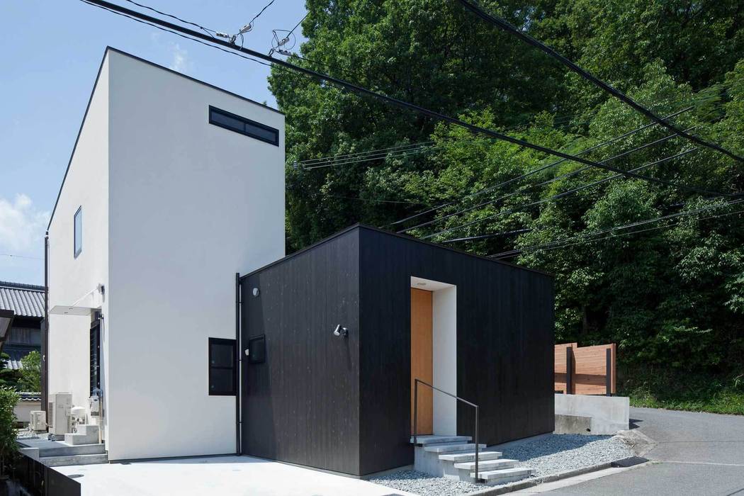 Nakaniwa-Engawa House YYAA 山本嘉寛建築設計事務所 房子 木頭 Wood effect