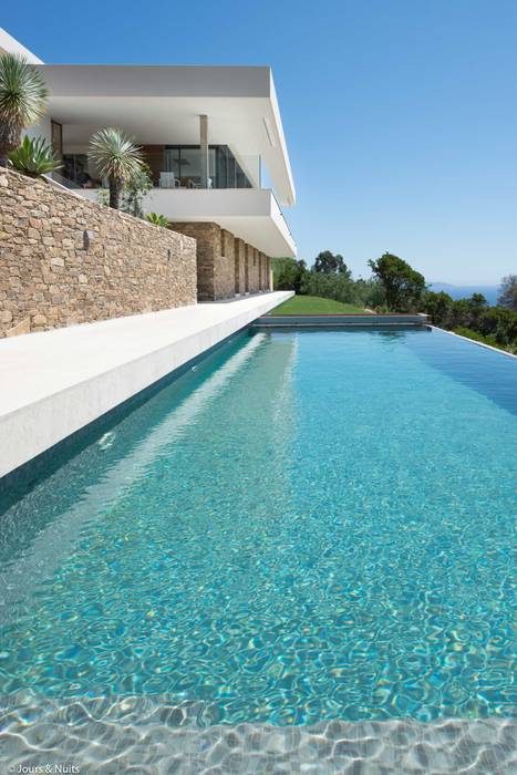 Villa F Cap Nègre, Raphaël Henry-Biabaud Raphaël Henry-Biabaud Infinity Pool Stone