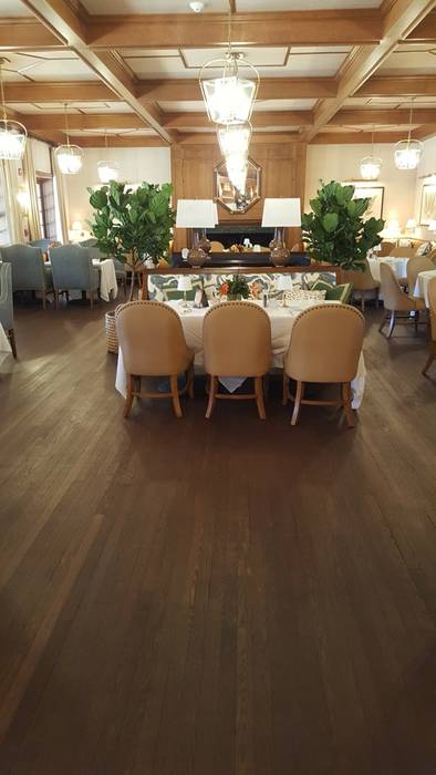 White Oak with Rubio Monocoat finish, Shine Star Flooring Shine Star Flooring 餐廳