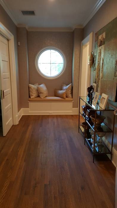 R&Q White Oak , Shine Star Flooring Shine Star Flooring Classic style corridor, hallway and stairs