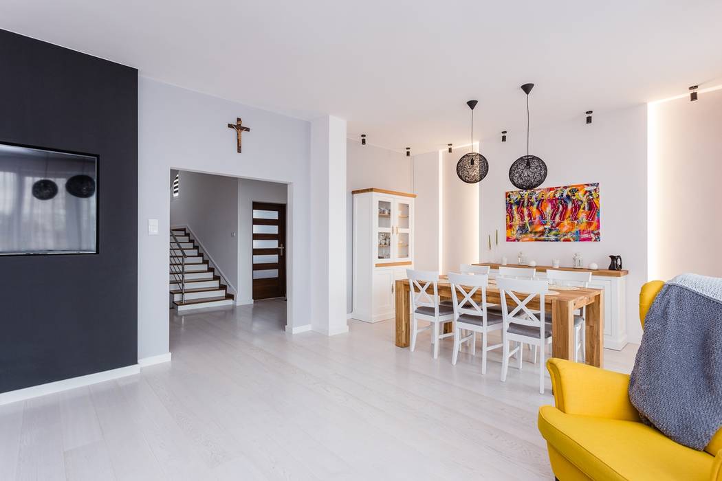 Salon z jadalnią w Raszynie, AIN projektowanie wnętrz AIN projektowanie wnętrz Scandinavian style living room