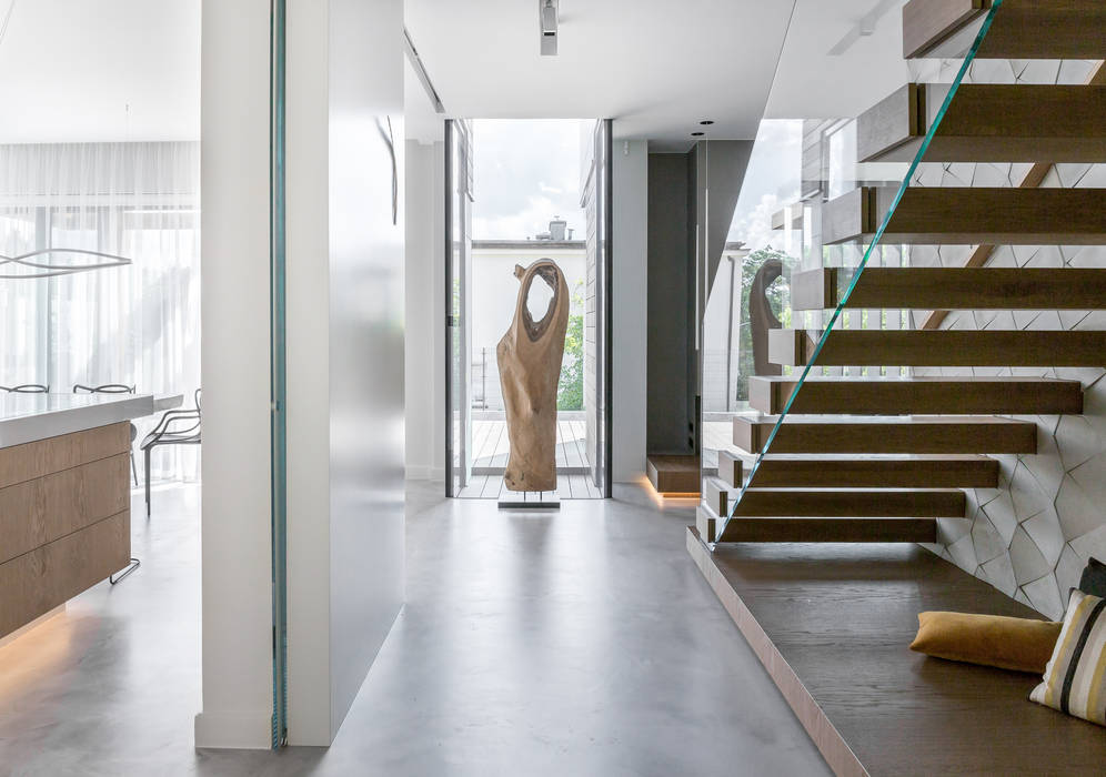 Dom w Gdyni 2017, formativ. indywidualne projekty wnętrz formativ. indywidualne projekty wnętrz Modern corridor, hallway & stairs
