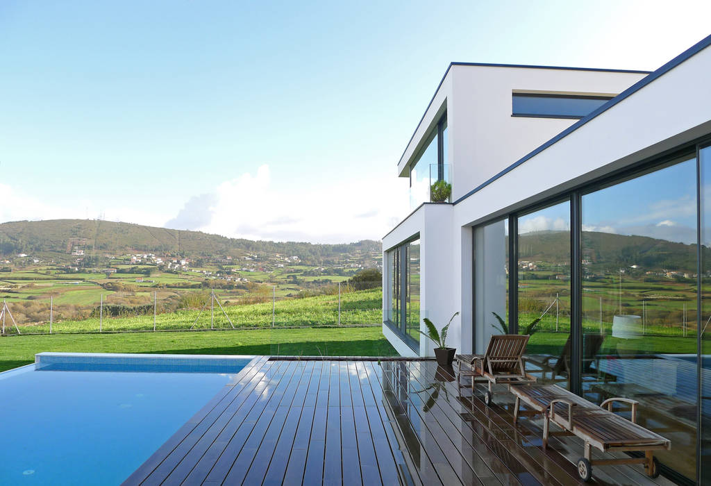 Un Viaje a detalle a través de esta Lujosa Casa, AD+ arquitectura AD+ arquitectura Piscinas infinitas Madera Acabado en madera