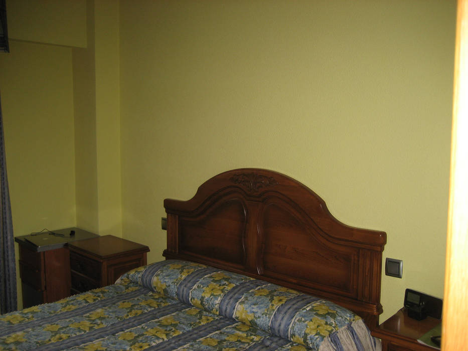 Estado inicial dormitorio principal Diseño Interior Bruto Proyecto decoración,Madrid,Materiales,Amueblamiento,Textiles,Papel pintado,Reforma integral,Iluminación,Decoración