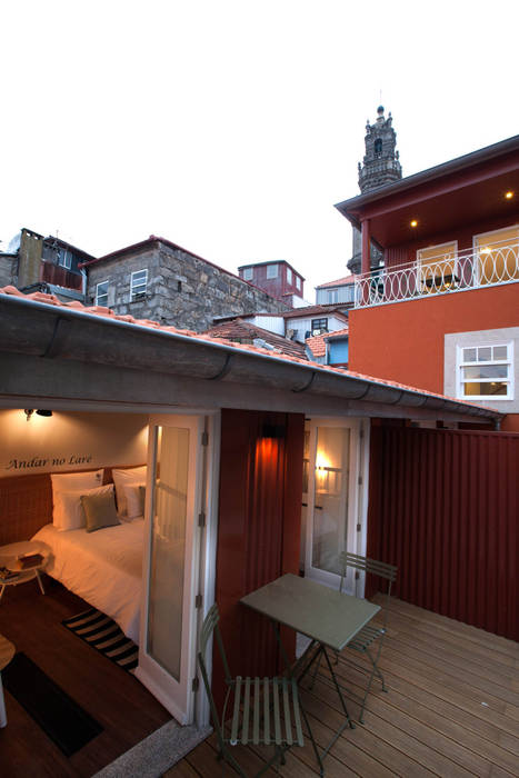 Apartamentos Rua de Trás - Alojamento turístico (7 apartamentos) - Centro do Porto, ShiStudio Interior Design ShiStudio Interior Design Casas de estilo escandinavo