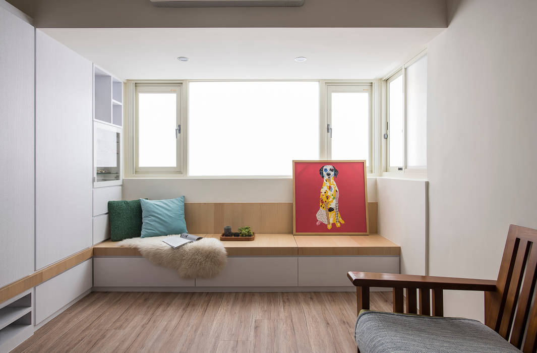 《日向》, 辰林設計 辰林設計 Scandinavian style living room