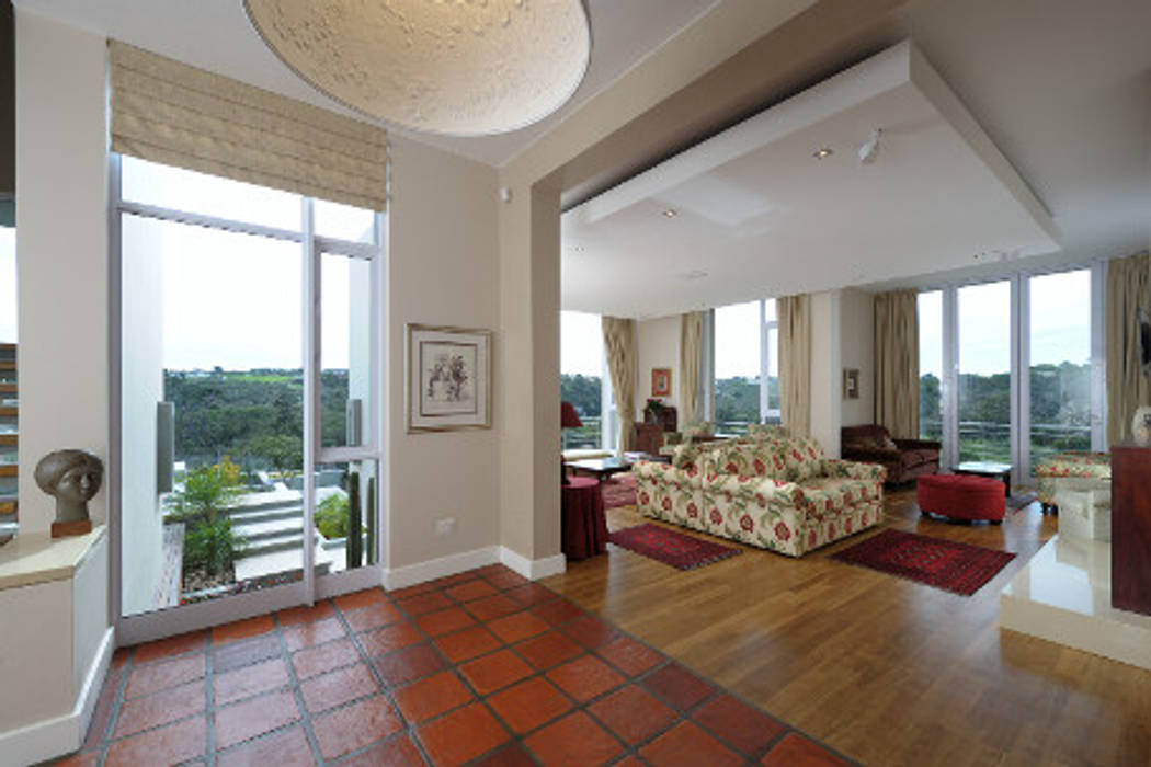 Residence, little walmer golf estate modern living room by the matrix