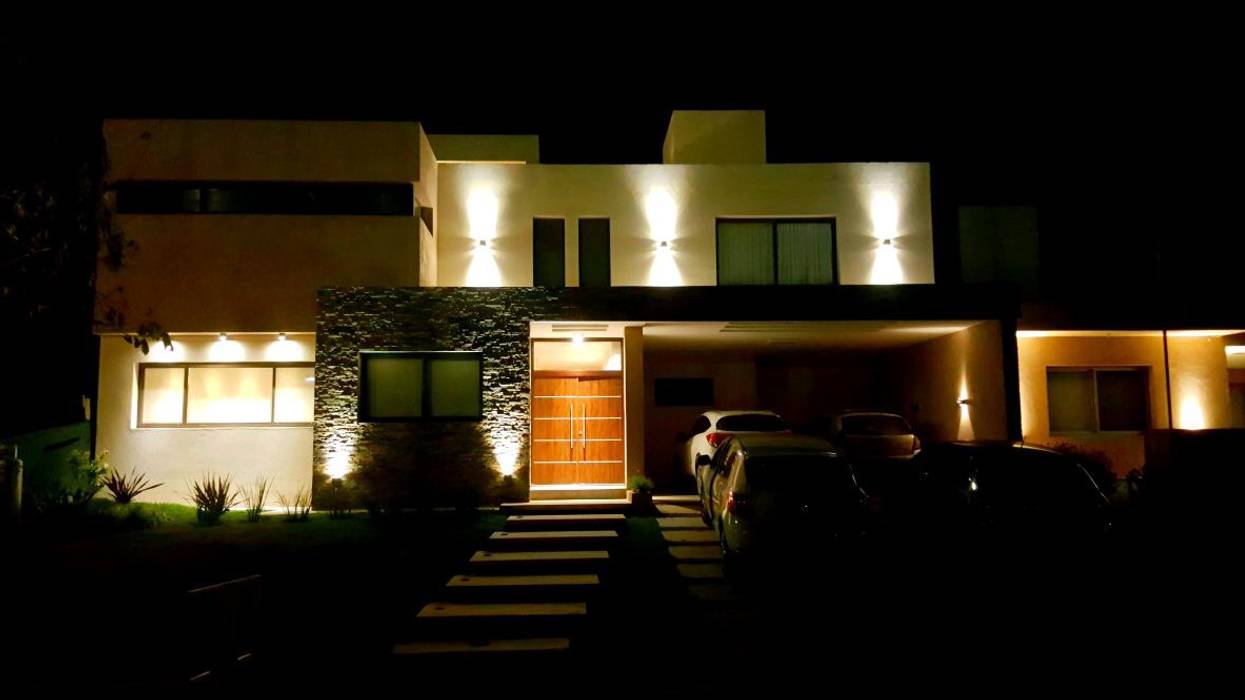 VIVIENDA EG BVS+GN ARQUITECTURA Casas unifamiliares iluminación exterior,iluminación nocturna,ingreso,fachada