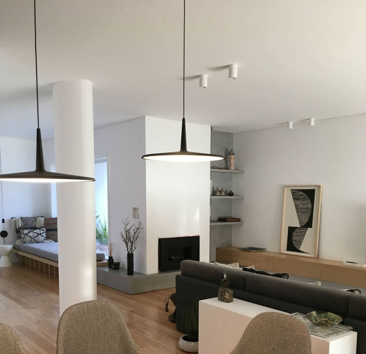 Skan e Wireflow em projeto Mundos Perdidos, Traços Interiores Traços Interiores Minimalist living room Aluminium/Zinc Lighting