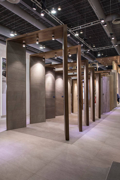 Stand Ardenes, Local 10 Arquitectura Local 10 Arquitectura Floors