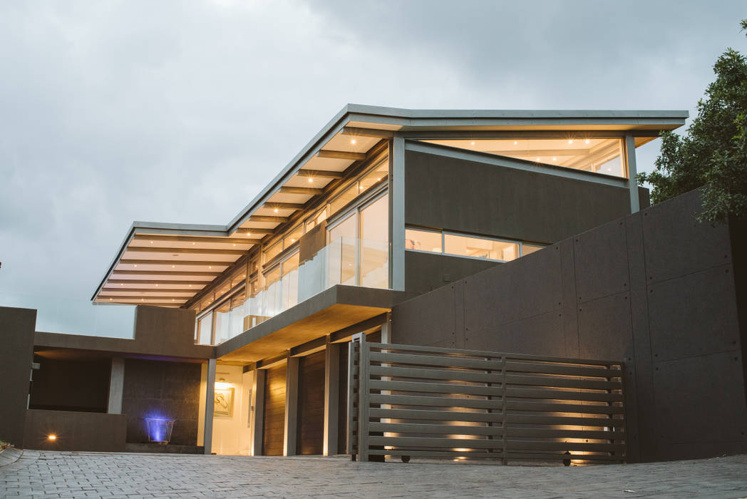 House BellaVida, Salt Rock, South Africa Hugo Hamity Architects Single family home Iron/Steel steel structure,modern house,floating roof,roof,terraces,cantilever