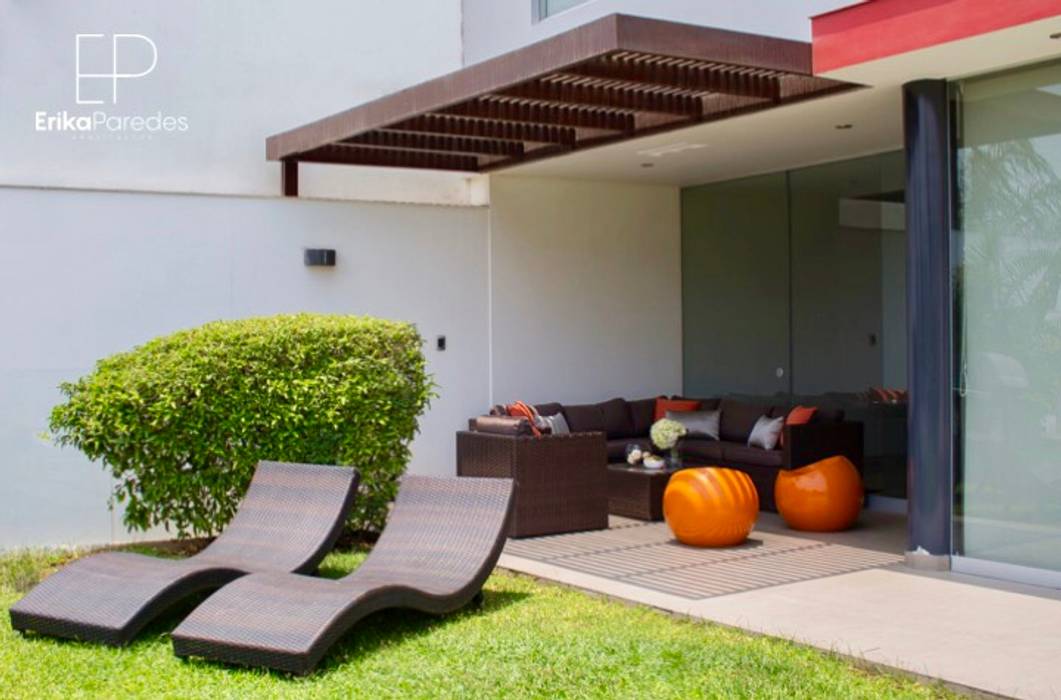 Terraza homify Balcones y terrazas de estilo moderno