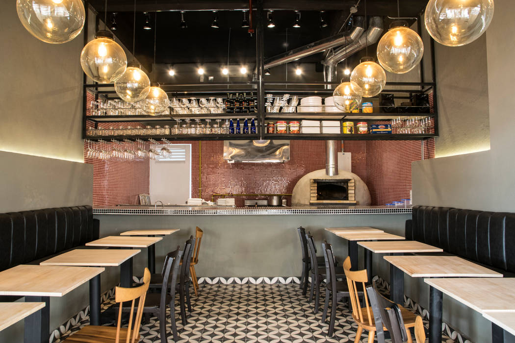 Pizzeria CASA DINAMICA | Arquitectos de Interiores | Bogotá Espacios comerciales Cerámico Restaurantes