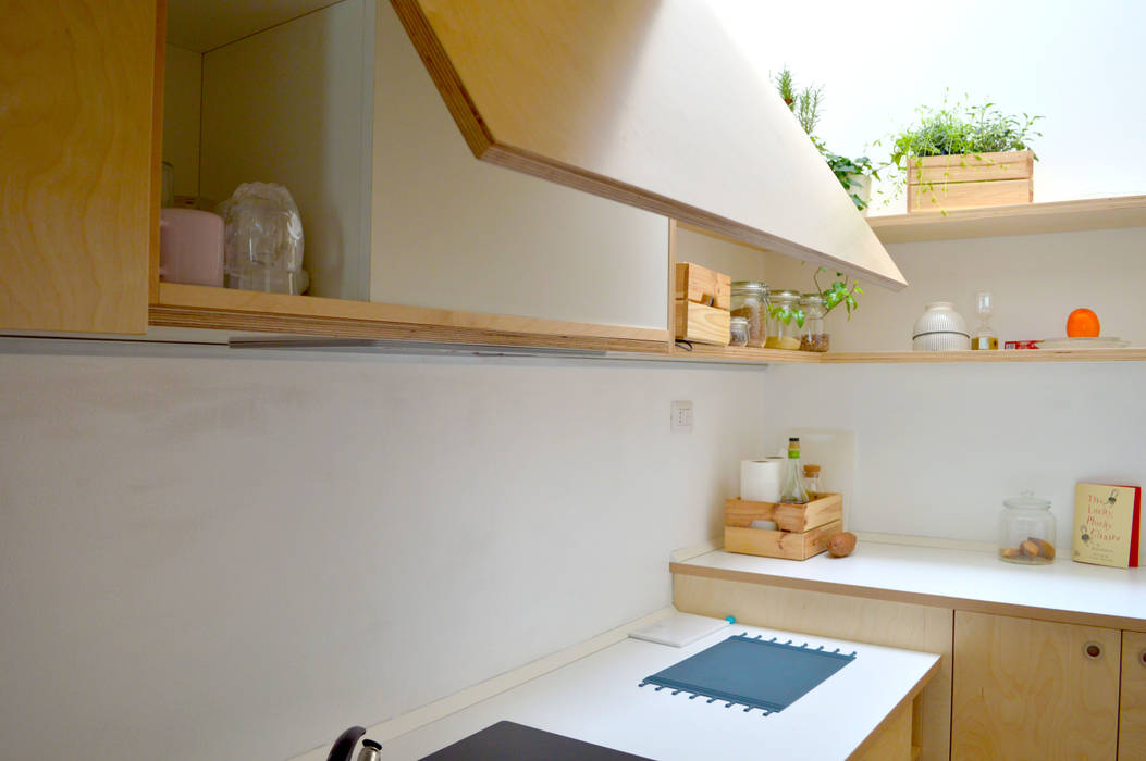 Mini loft a Milano - Cucina in betulla, BGP studio BGP studio Cucina in stile scandinavo Legno Effetto legno