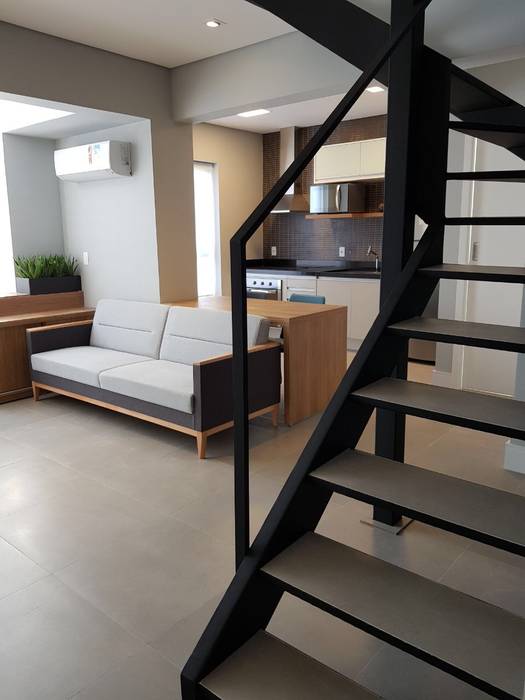 APARTAMENTO DUPLEX DE 54 m², ICONO Projetos e Interiores ICONO Projetos e Interiores Phòng khách