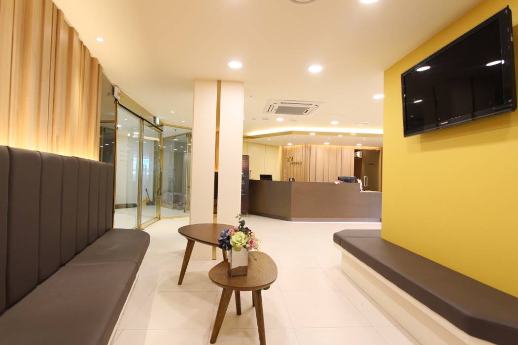 homify Commercial spaces Hospitals