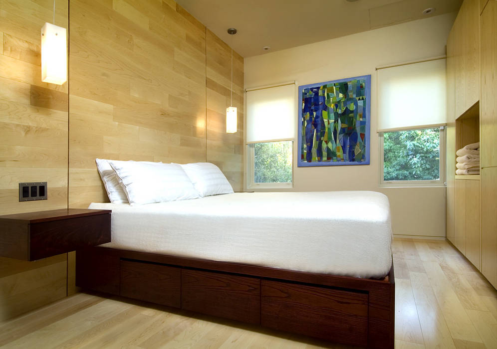 Foggy Bottom House, KUBE architecture KUBE architecture Modern style bedroom