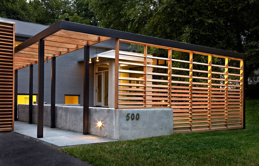 East Jefferson, KUBE architecture KUBE architecture Modern style balcony, porch & terrace