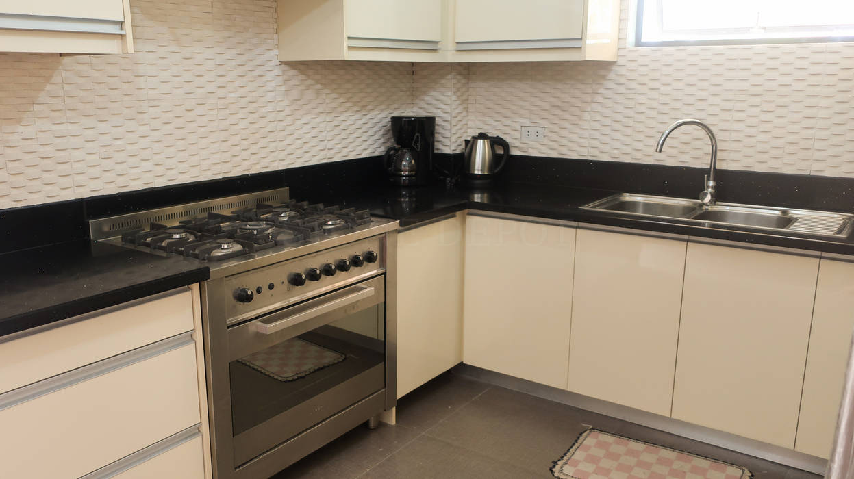 Black Sapphire Quartz Kitchen Countertop at Robinsons Highlands, Stone Depot Stone Depot Cozinhas modernas