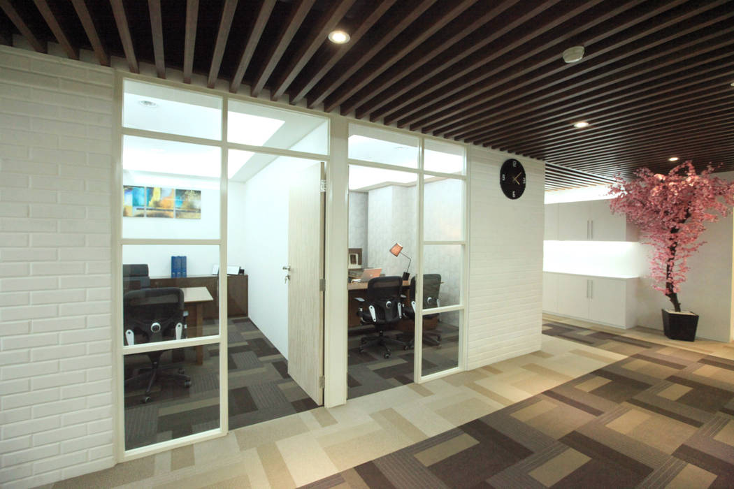 MODERN OPEN SPACE OFFICE @ AGUS SALIM, JAKARTA, PT. Dekorasi Hunian Indonesia (DHI) PT. Dekorasi Hunian Indonesia (DHI) Ruang Komersial Gedung perkantoran