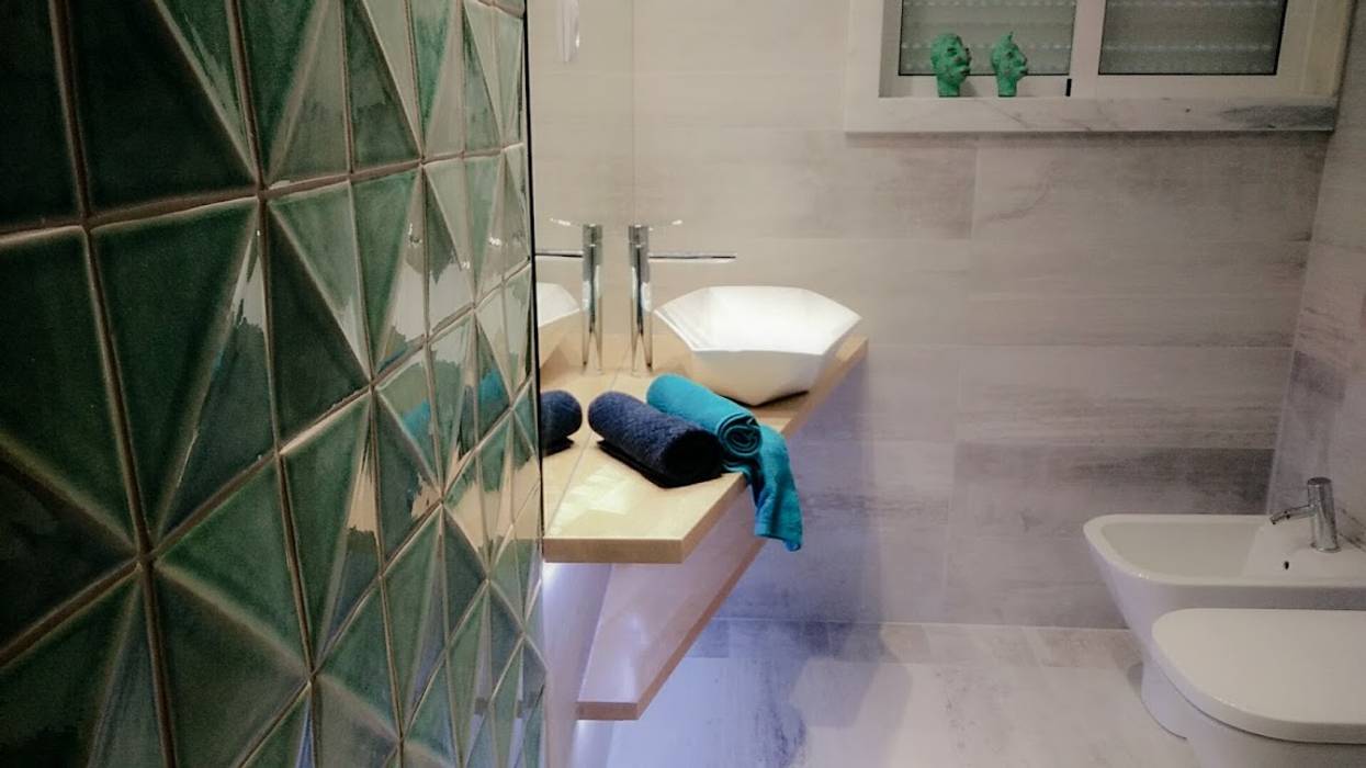 Baños modernos de C evolutio Lda Moderno