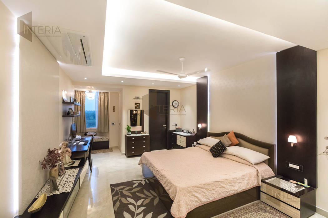 Ambience Lagoon, UK Interia Pvt Ltd UK Interia Pvt Ltd Eclectic style bedroom