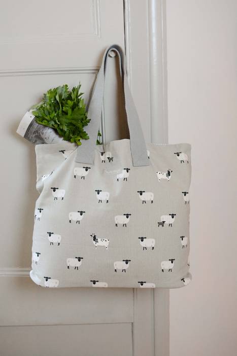 Sophie Allport Sheep Everyday Bag Sophie Allport 現代房屋設計點子、靈感 & 圖片 配件與裝飾品