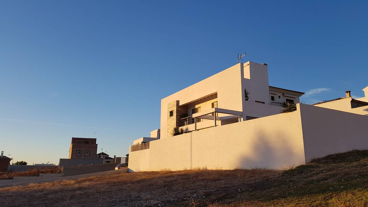 FACHADA EXTERIOR Mohedano Estudio de Arquitectura S.L.P. Casas unifamiliares