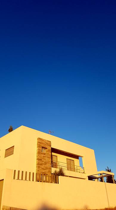 FACHADA Y PAISAJE Mohedano Estudio de Arquitectura S.L.P. Casas unifamiliares