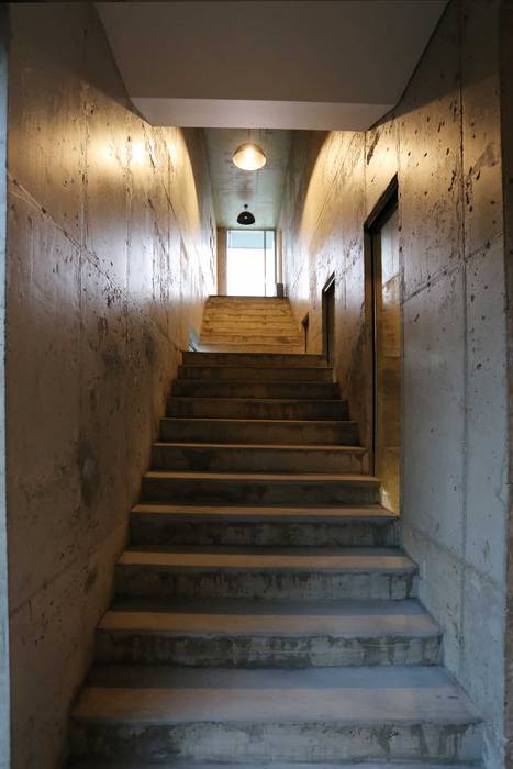 계단실 homify 계단 철근 콘크리트 모던,노출콘크리트,계단실