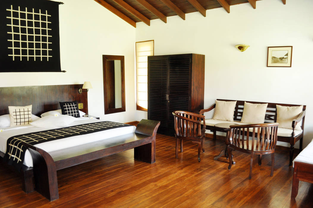 Weligama Bay Resort in Sri Lanka Interiordesign & Styling Gewerbeflächen Holz Holznachbildung Schlafzimmer,Hotel,Teakholz,Holzbett,Sitzbank,Kolonial,Hotels