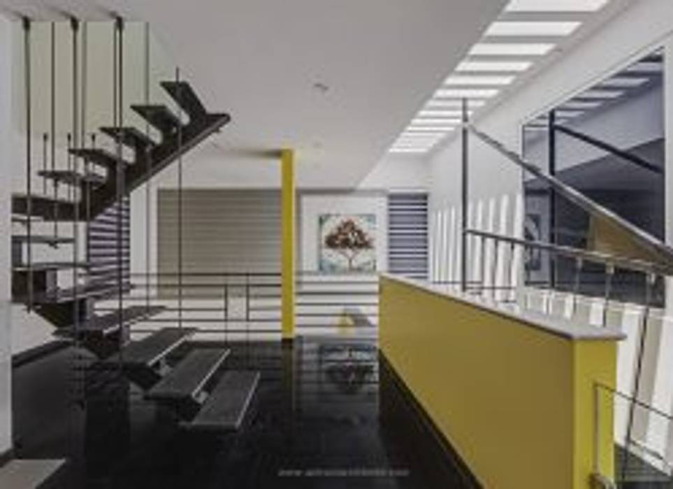 The Daylight Home | Luxurious 40×60 West Facing House Plans Design, Ashwin Architects In Bangalore Ashwin Architects In Bangalore Modern corridor, hallway & stairs