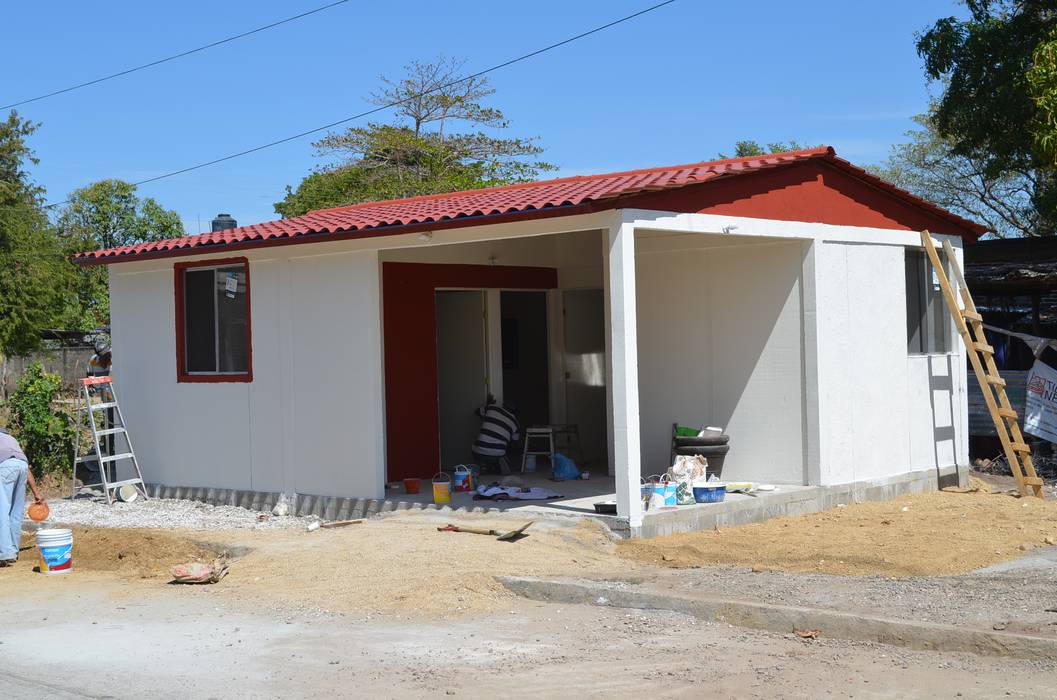 Vivienda Comitancillo, Variable Arquitectura Variable Arquitectura Commercial spaces Reinforced concrete Clinics