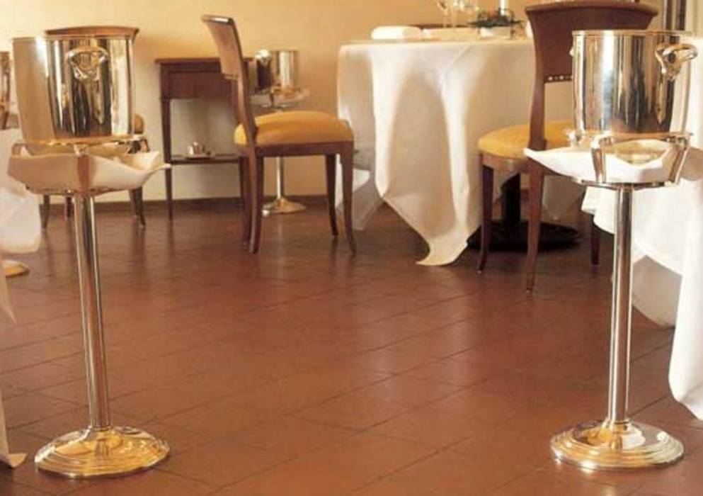 Handcrafted terracotta: product of passion - handcrafted terracotta floor tiling, Terrecotte Europe Terrecotte Europe Commercial spaces Tiles Exhibition centres