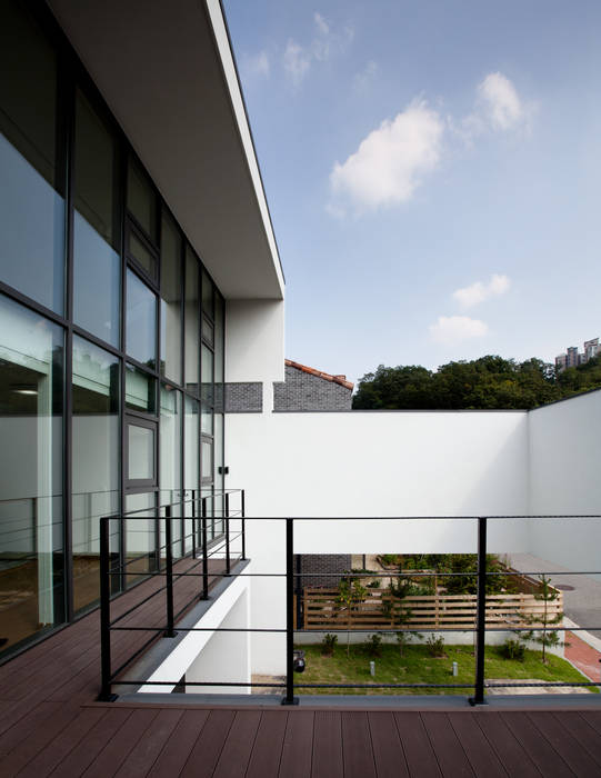 HOUSE DAM, 디자인그룹 콜라보 디자인그룹 콜라보 Dach