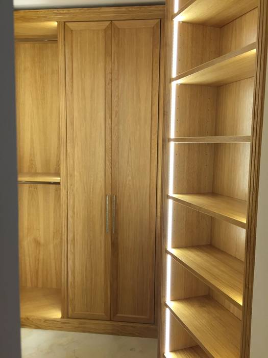 Cabine armadio su misura, Falegnameria su misura Falegnameria su misura Modern style bedroom Wood Wood effect Wardrobes & closets