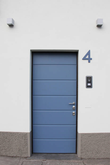 Casa con corte, atelier architettura atelier architettura Front doors