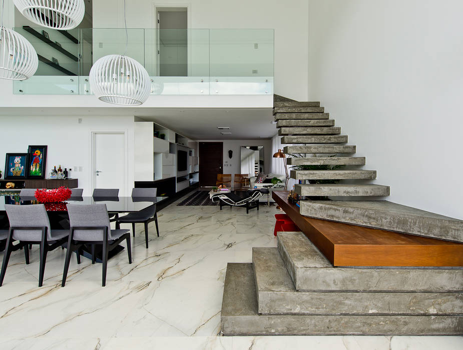 Residência minimalista, Espaço do Traço arquitetura Espaço do Traço arquitetura บันได
