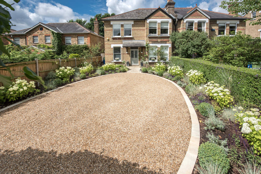 Shape And Colour For A Spacious Front, Front Garden Ideas With Driveway Uk