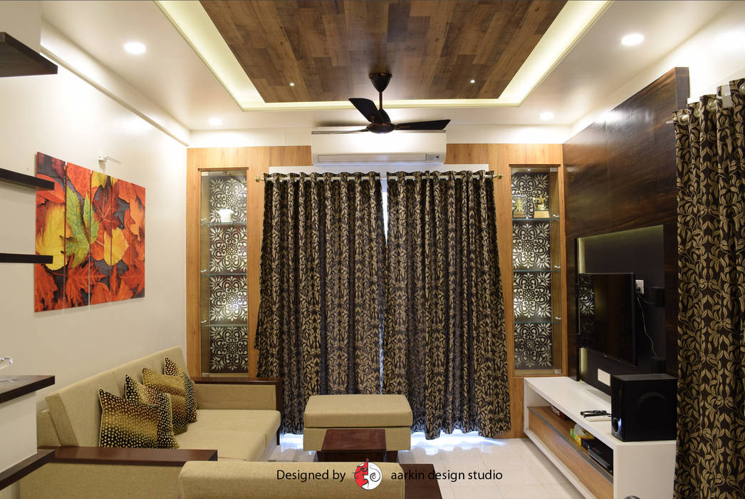 2bhk @ bibwewadi, aarkin design studio aarkin design studio Modern living room Shelves