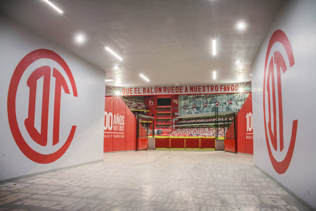 ESTADIO NEMESIO DIEZ || TÚNEL A CANCHA DESIGNLUX Espacios comerciales Estadios