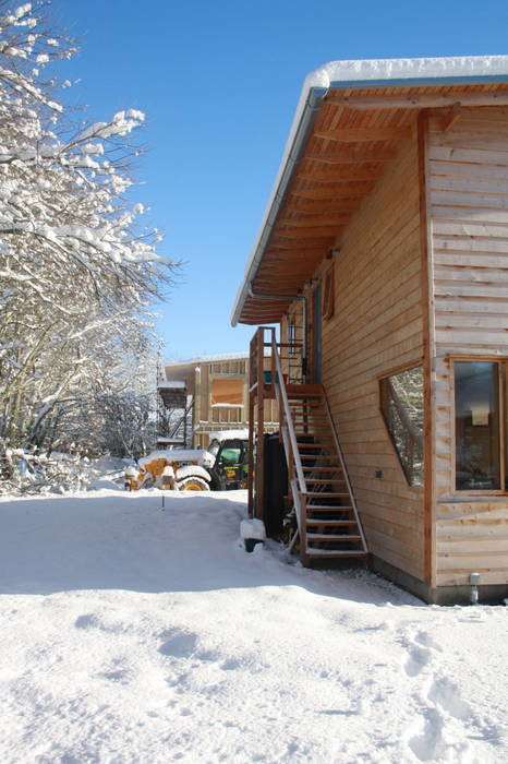 Rear of Passive Solar House David Colwell Design Casas ecológicas Madera Acabado en madera