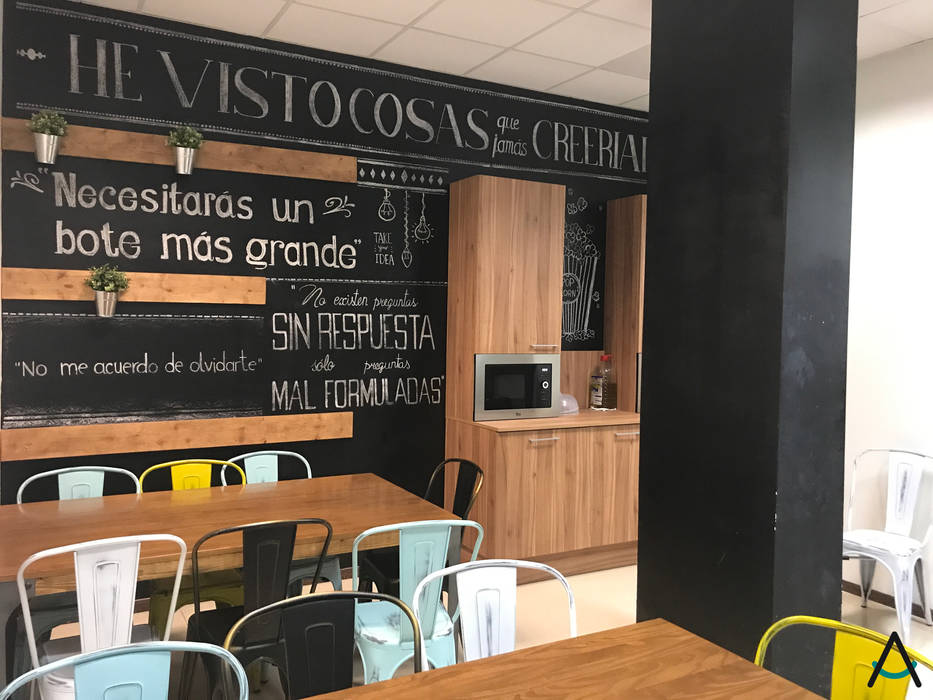 Proyecto de creación de espacio en Escuela Plató de Cinema, Estudi Aura, decoradores y diseñadores de interiores en Barcelona Estudi Aura, decoradores y diseñadores de interiores en Barcelona Commercial spaces لکڑی Wood effect Schools